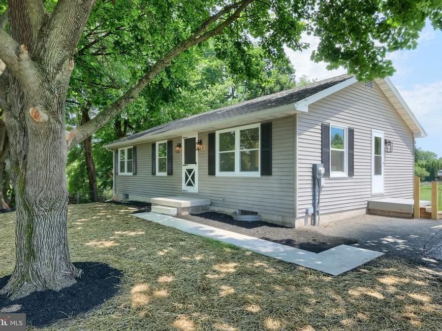 415 Hanover Street , New Oxford, PA 17350 Main Photo