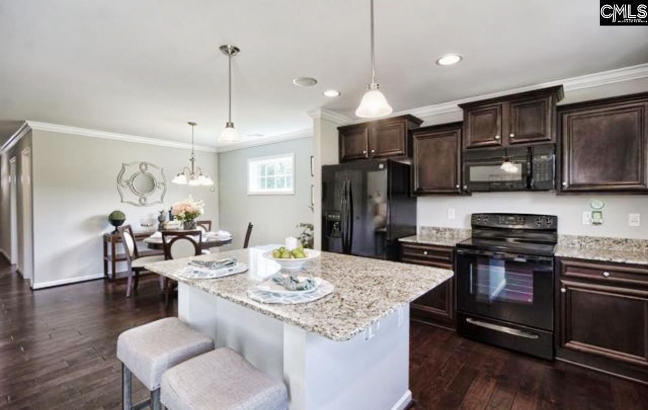 309 Oristo Ridge Way  Photo 4