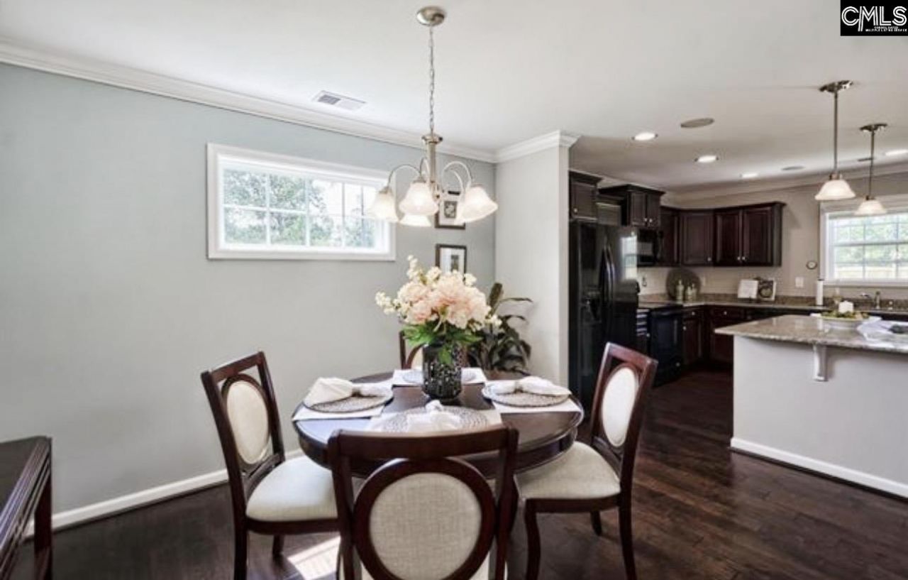 309 Oristo Ridge Way  Photo 5