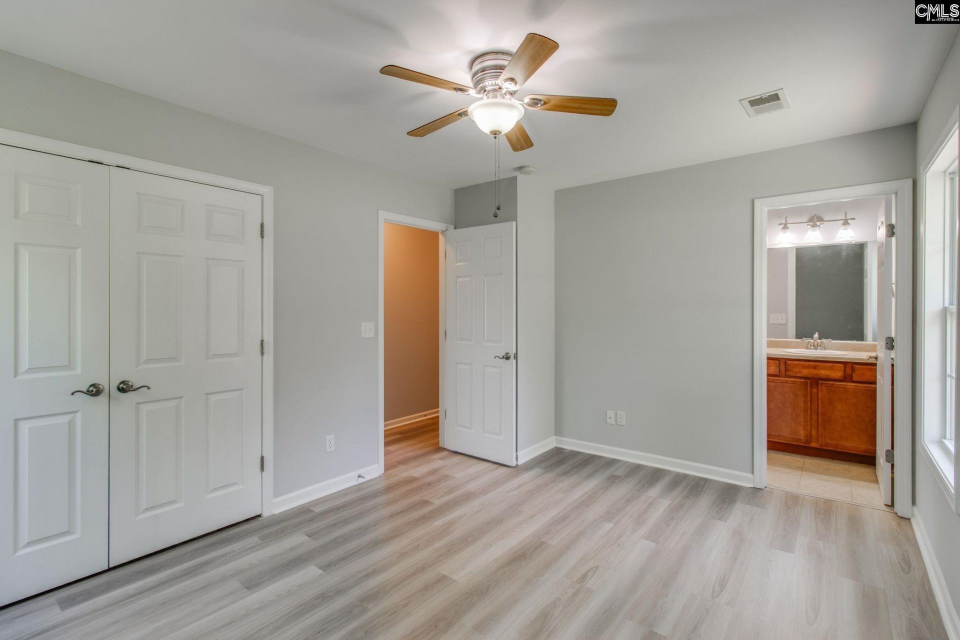 108 Premier Place  Photo 15
