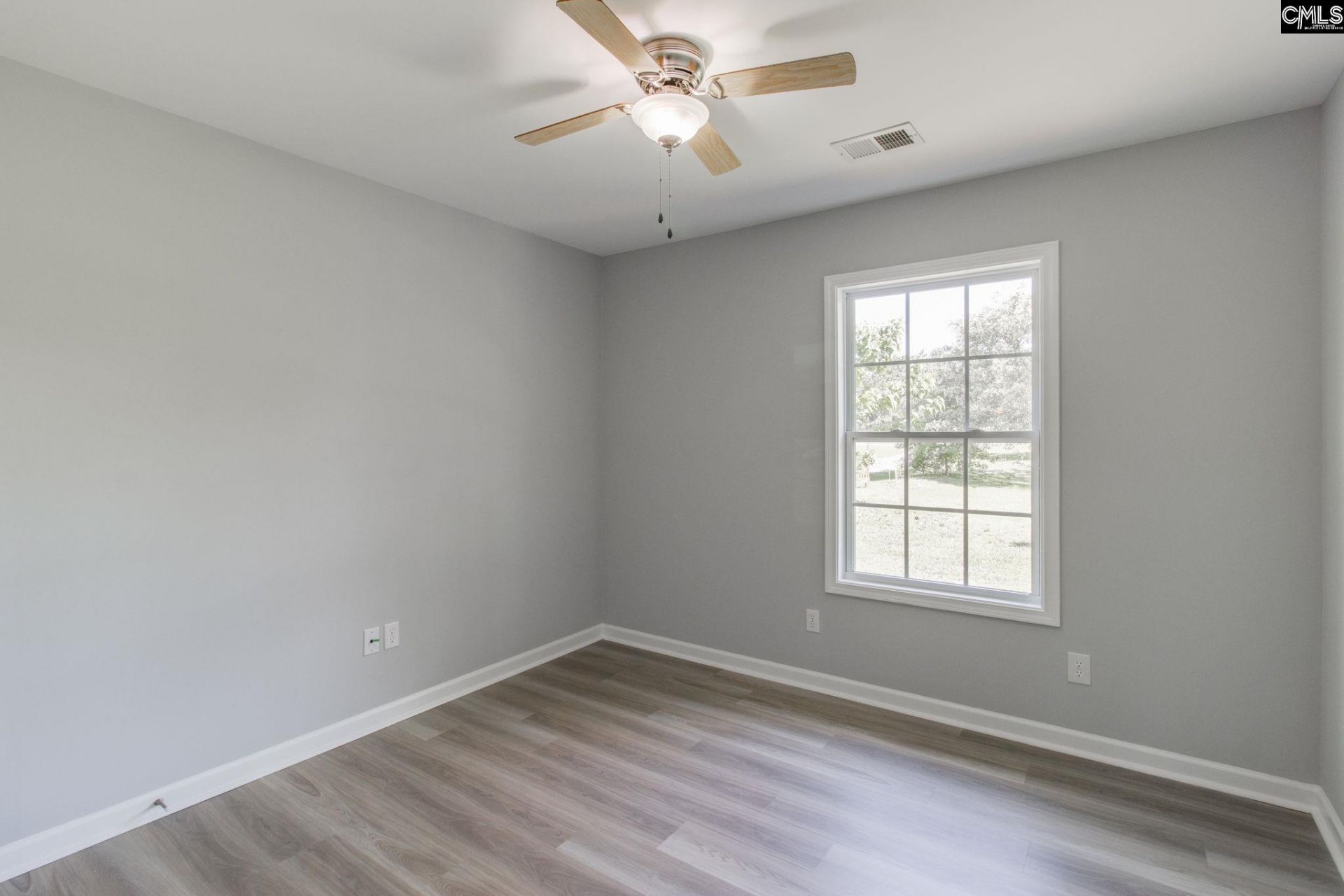 108 Premier Place  Photo 21
