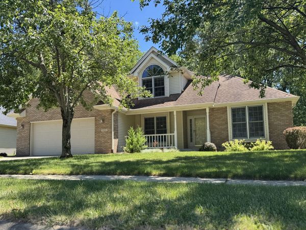 2055 Pinewood Drive, Columbus, IN 47203
