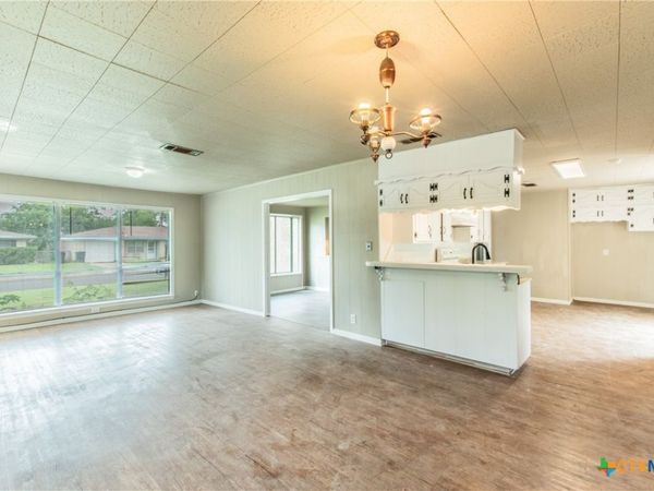 3209 Shady Hill Drive , Temple, TX 76502