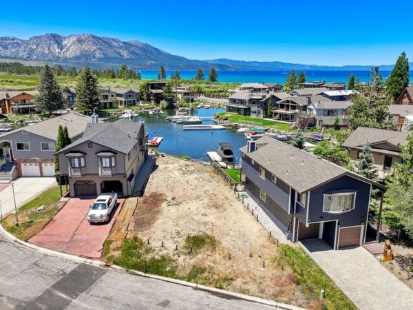 1975 Daggett Court, South Lake Tahoe, CA 96150