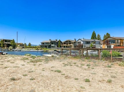 1975 Daggett Court, South Lake Tahoe, CA 96150 Photo