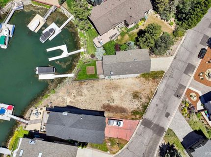 1975 Daggett Court, South Lake Tahoe, CA 96150 Photo