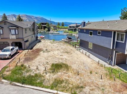 1975 Daggett Court, South Lake Tahoe, CA 96150 Photo