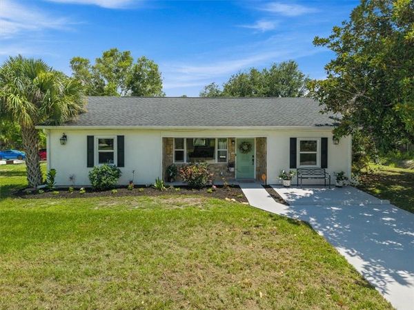 8795 101st Court, Vero Beach, FL 32967