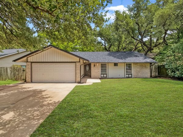 10417 Firethorn LN, Austin, TX 78750