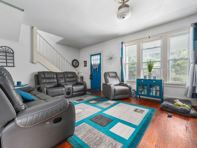 755 Euclaire Avenue , Columbus, OH 43209 Photo 5