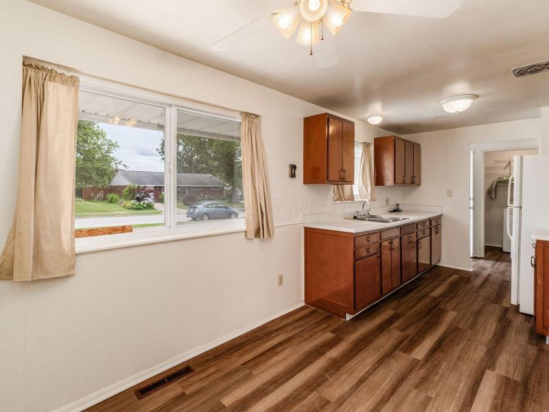 6330 Brauning Drive , Reynoldsburg, OH 43068 Photo 12