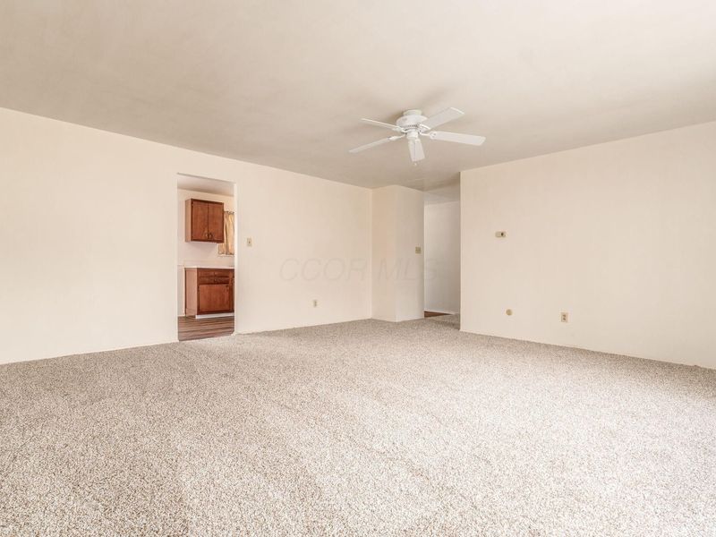 6330 Brauning Drive , Reynoldsburg, OH 43068 Photo 5