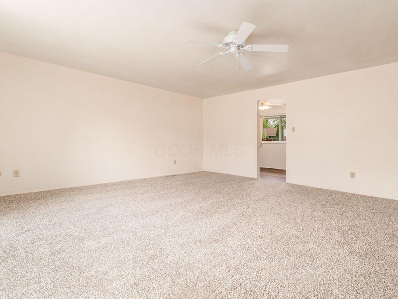 6330 Brauning Drive , Reynoldsburg, OH 43068 Photo 6
