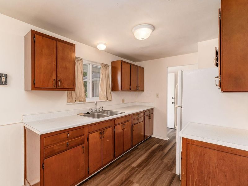 6330 Brauning Drive , Reynoldsburg, OH 43068 Photo 8