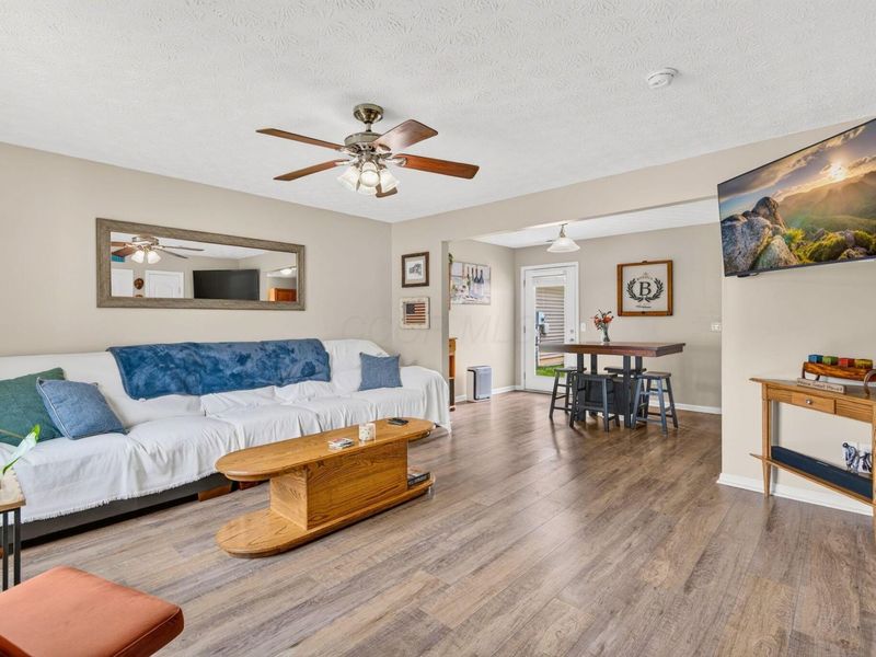 6266 Red Glare Drive, Unit 244, Galloway, OH 43119 Photo 10