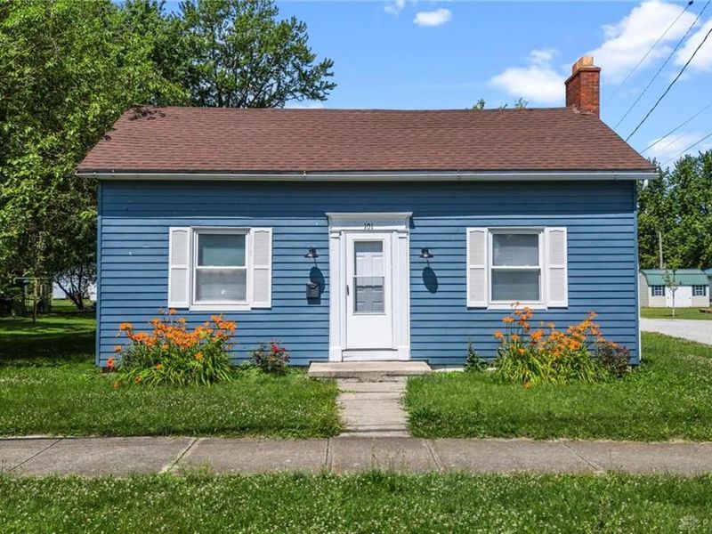 101 S Howard Street, Sabina, OH 45169 Photo 1