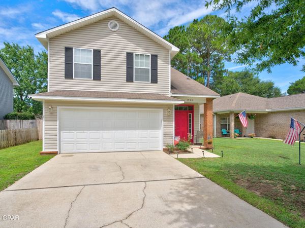1720 Maple Avenue, Niceville, FL 32578