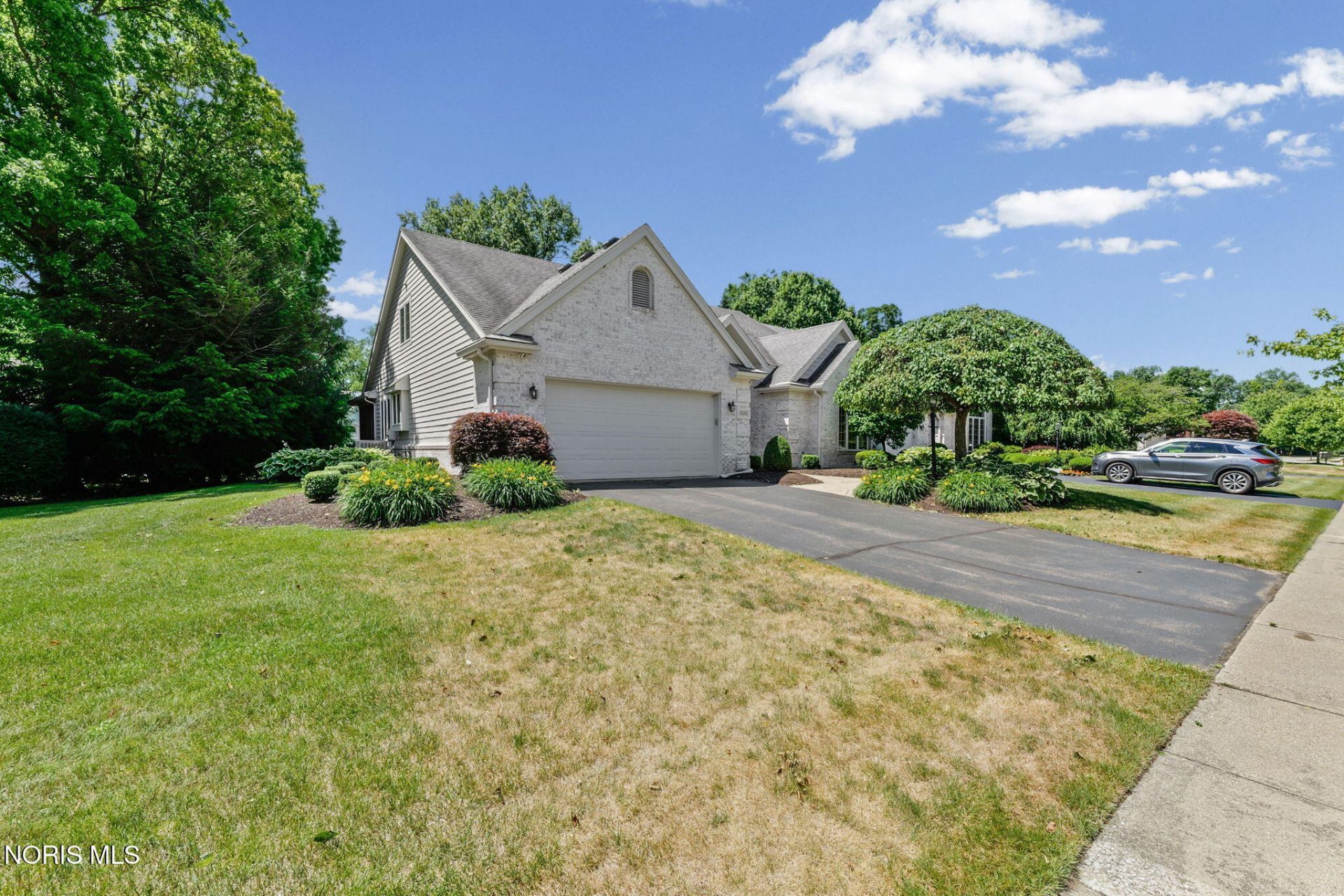 6545 Carrietowne Lane , Toledo, OH 43615 Main Photo