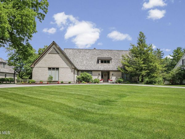 30062 Morningside Drive, Perrysburg, OH 43551