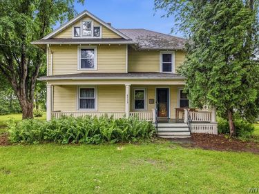4712 E Lake Road, Burt, NY 14028