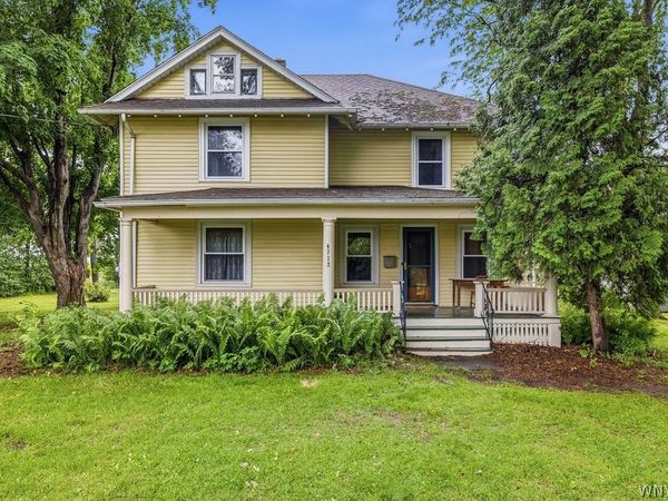 4712 E Lake Road , Burt, NY 14028
