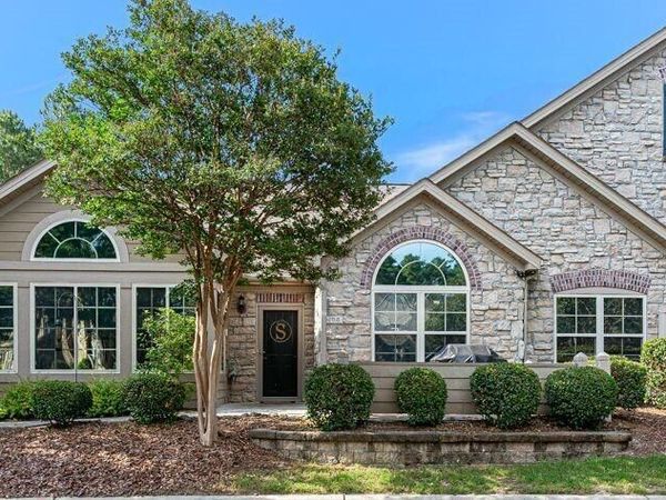 103 W Chelsea Court , Southern Pines, NC 28387