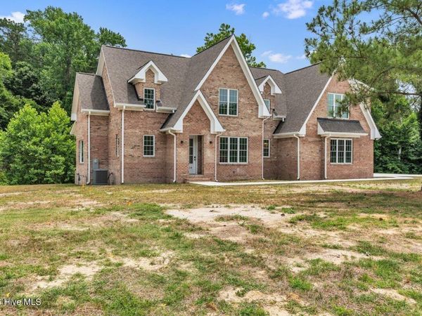2038 Autumn Drive , Kinston, NC 28501