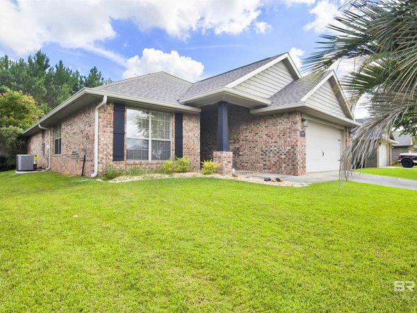 609 Iberville Drive, Foley, AL 36535