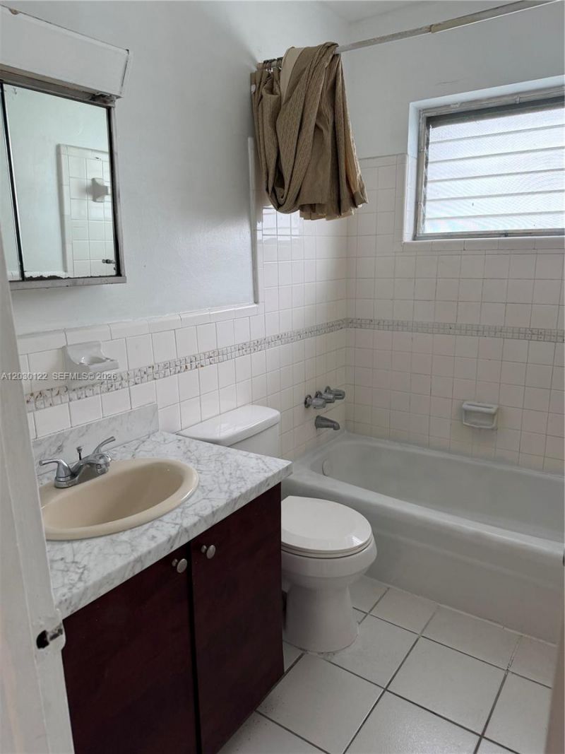 7811 Johnson St , Unit 3E, Pembroke Pines, FL 33024 Photo