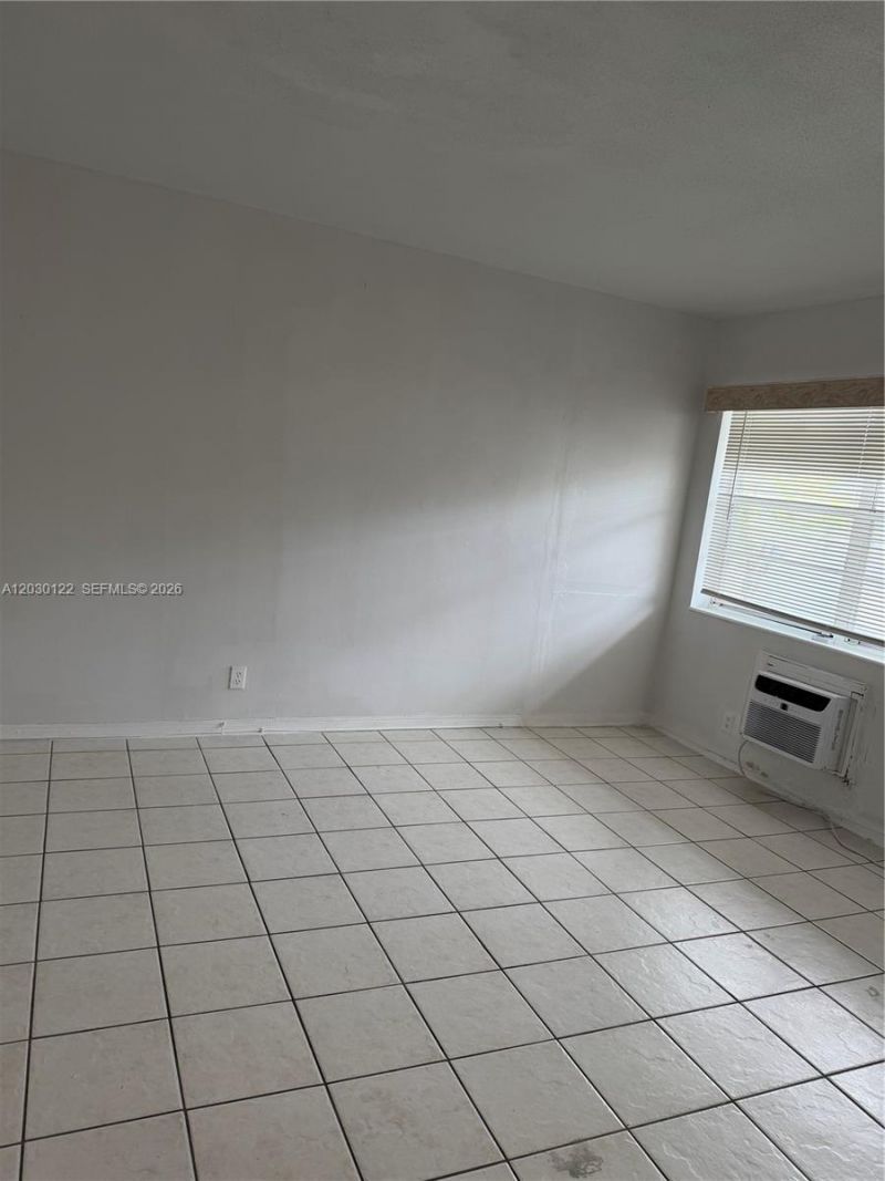 7811 Johnson St , Unit 3E, Pembroke Pines, FL 33024 Photo