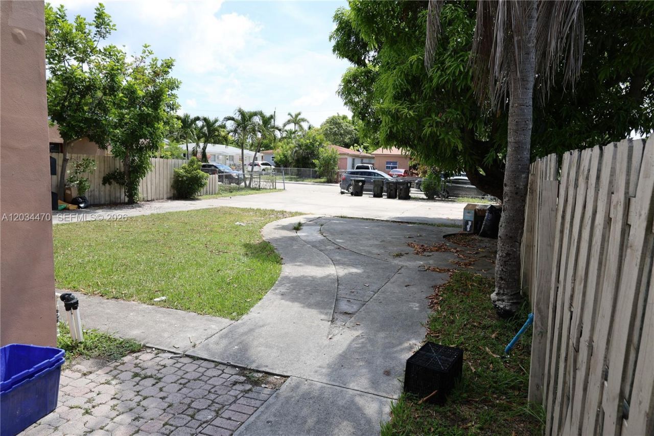 1029 S C St, Lake Worth, FL 33460 Photo