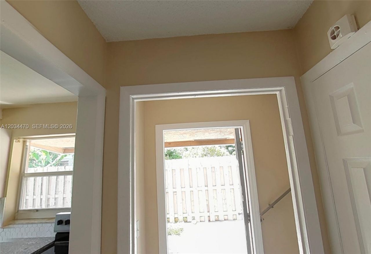 1029 S C St, Lake Worth, FL 33460 Photo