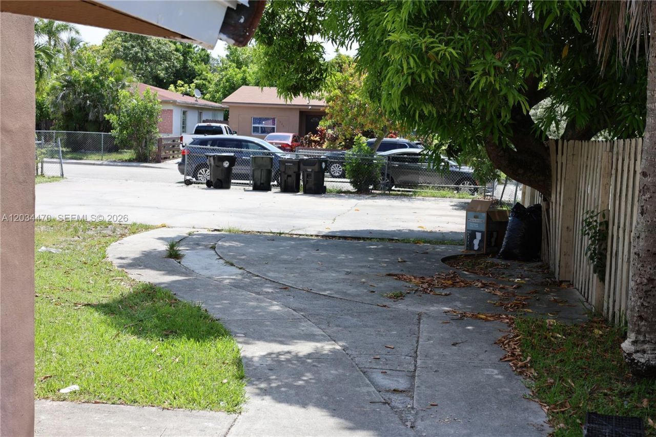 1029 S C St, Lake Worth, FL 33460 Photo