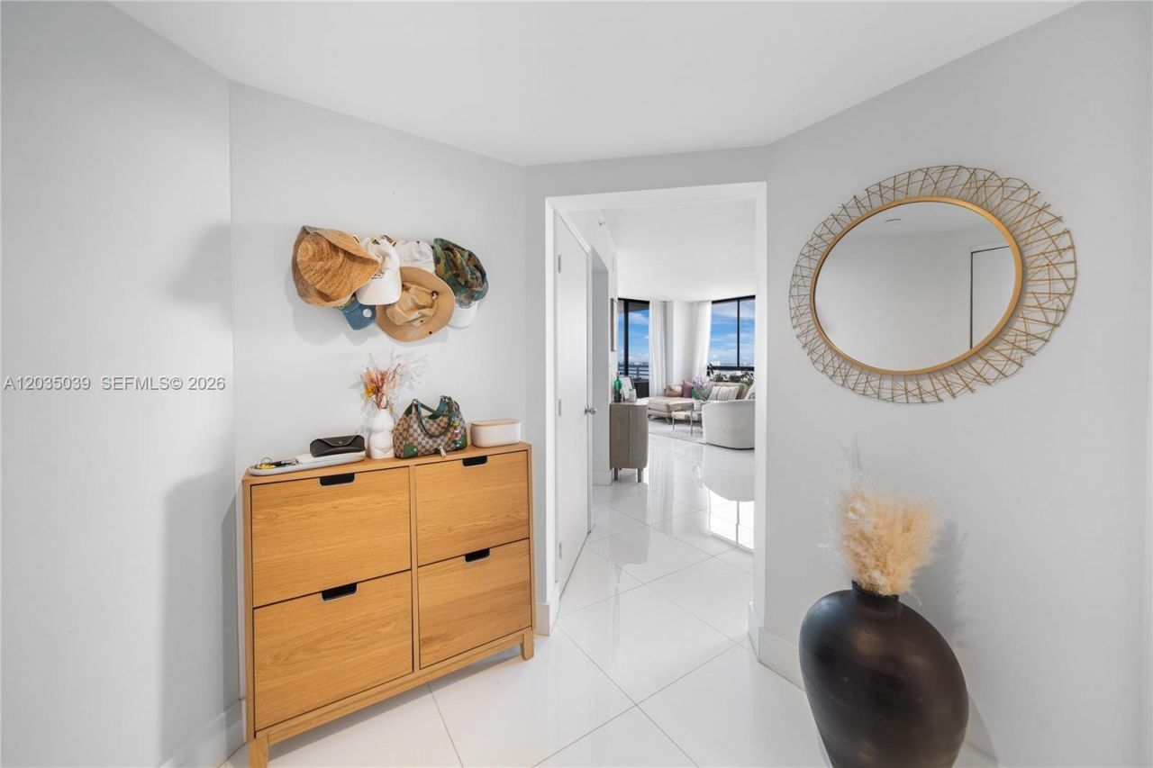 1330 West Ave, Unit 3001, Miami Beach, FL 33139 Photo