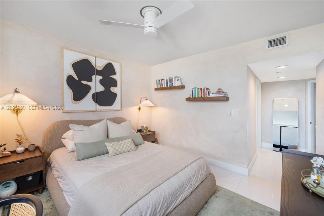 1330 West Ave, Unit 3001, Miami Beach, FL 33139 Photo
