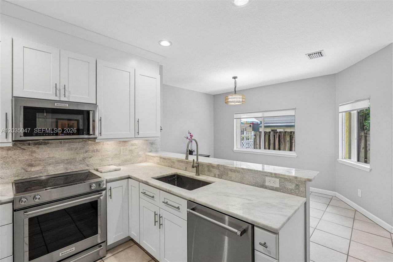 612 SW 6th St, Fort Lauderdale, FL 33315 Photo