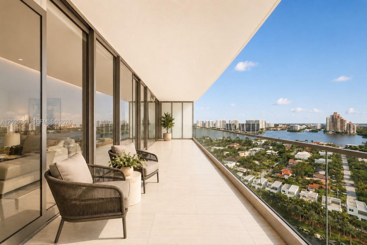 18975 Collins Ave , Unit 1802, Sunny Isles Beach, FL 33160 Photo