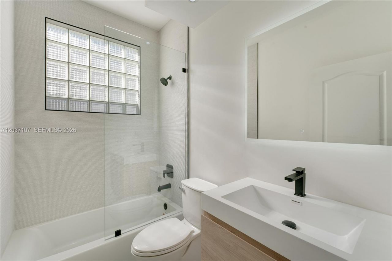 21156 NE 33rd Ave, Aventura, FL 33180 Photo