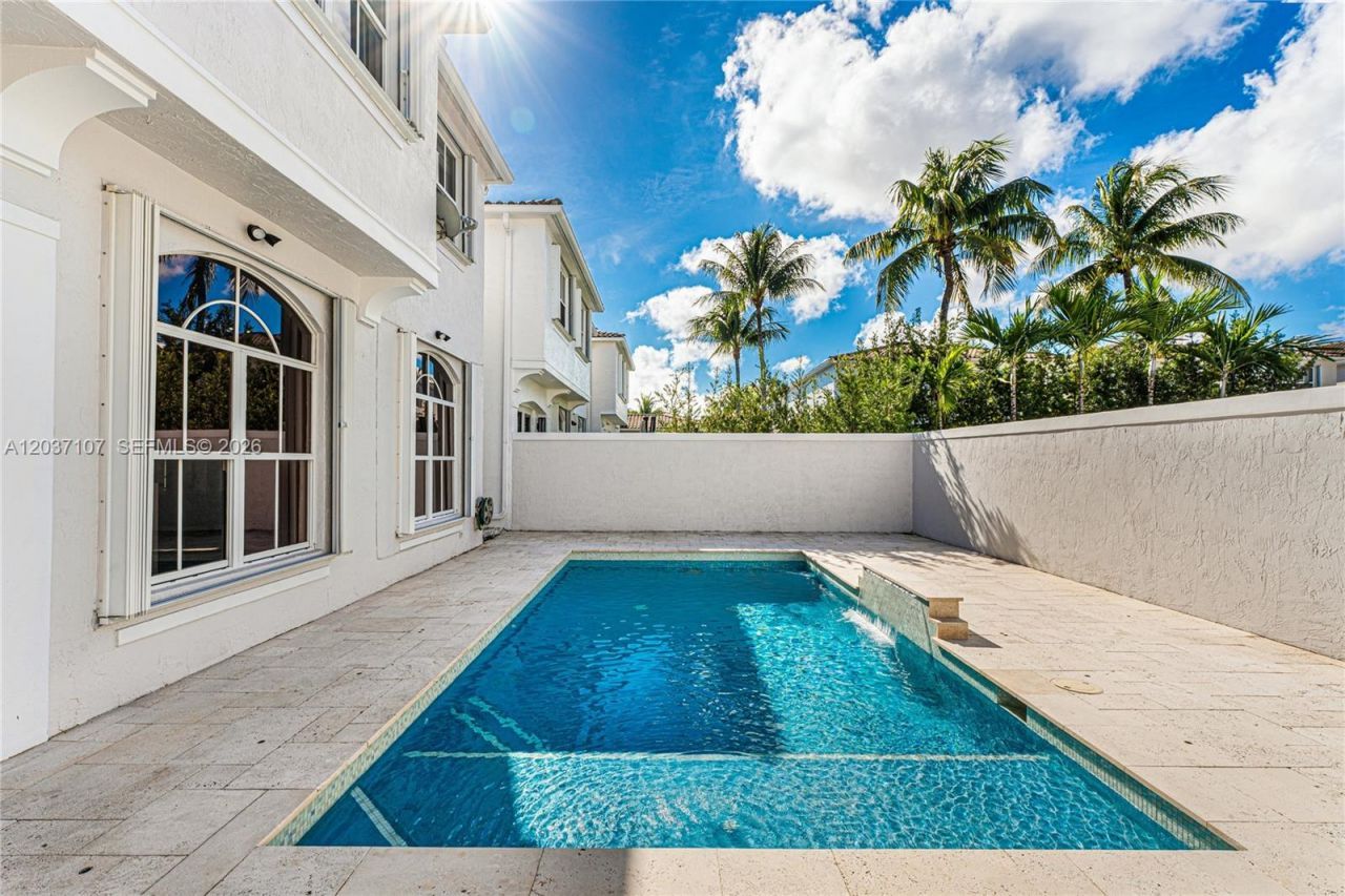 21156 NE 33rd Ave, Aventura, FL 33180 Photo