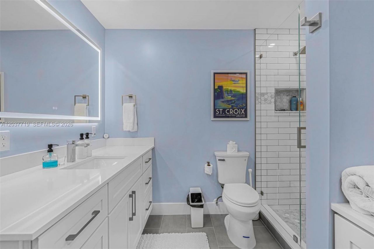 8770 Azalea Ct , Unit 203, Tamarac, FL 33321 Photo