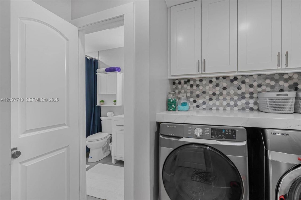 8770 Azalea Ct , Unit 203, Tamarac, FL 33321 Photo