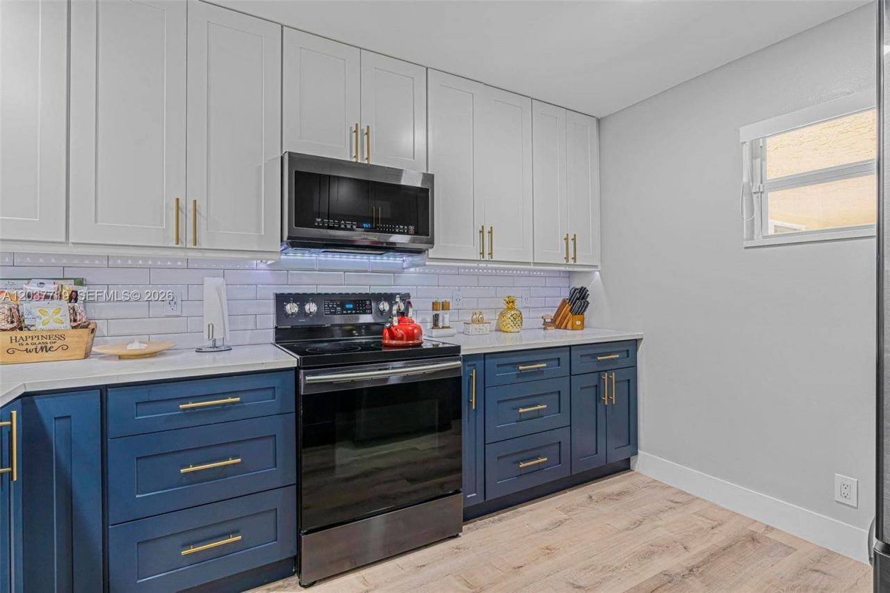 8770 Azalea Ct , Unit 203, Tamarac, FL 33321 Photo