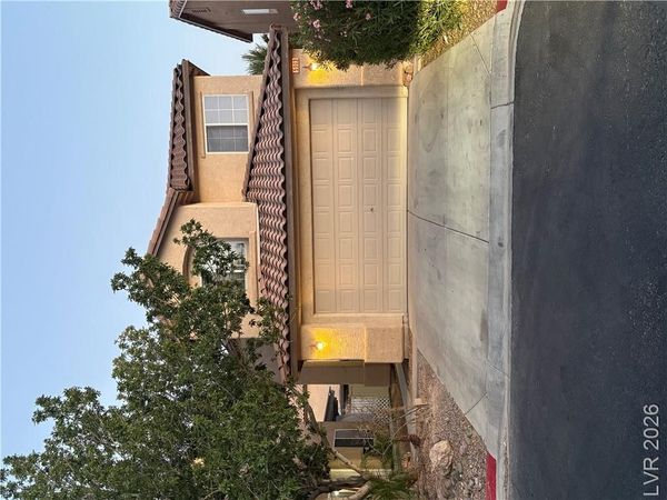 5903 Blue Grouse Trail, Las Vegas, NV 89142