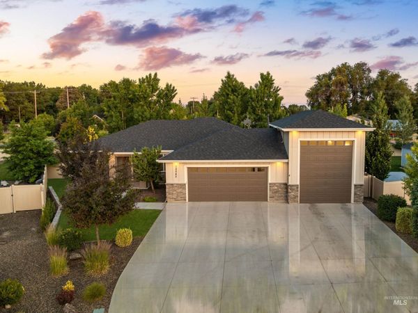 12045 Thames Court, Nampa, ID 83651