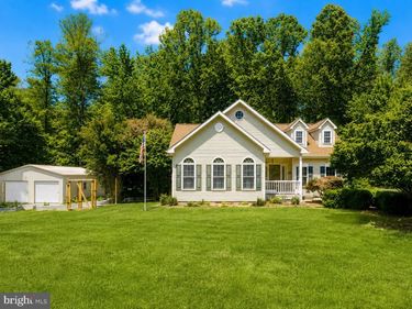 38 JERDONE ISLAND, BUMPASS, VA 23024