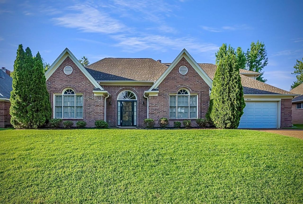 9010 Bellehurst Dr, Memphis, TN 38016 Main Photo