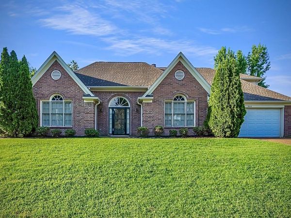 9010 BELLEHURST DR, Memphis, TN 38016