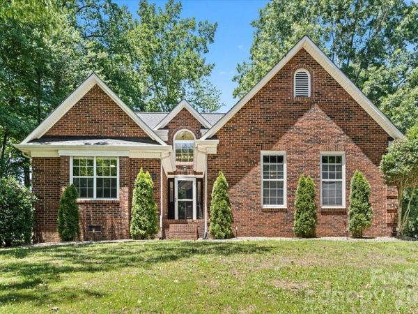 100 Diamond Drive, Mooresville, NC 28117