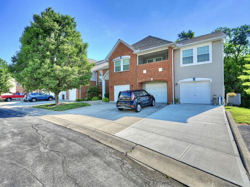 188 Langshire Court, Florence, KY 41042 Photo 2