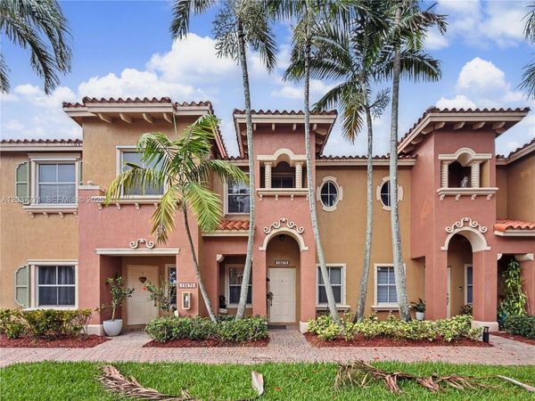 10573 SW 6th St , Unit 1206, Pembroke Pines, FL 33025